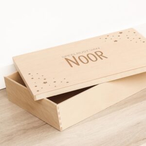 Houten Speelbak / Speelrijstbak Sterren - Gepersonaliseerd - gravering