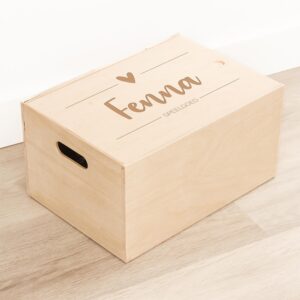 Houten Speelgoedkist / Herinneringskist Hartje - Gepersonaliseerd - gravering