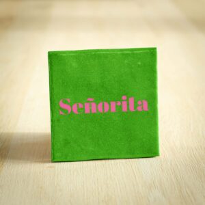 Tegeltje - Senorita | Felgroen & Lichtroze | 10x10cm